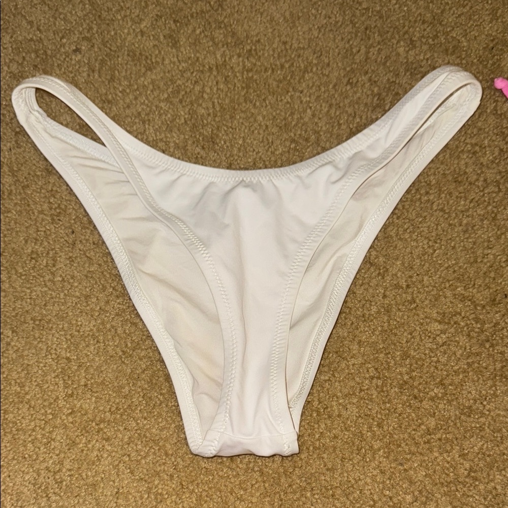 Skims Cheeky Tanga Bottoms